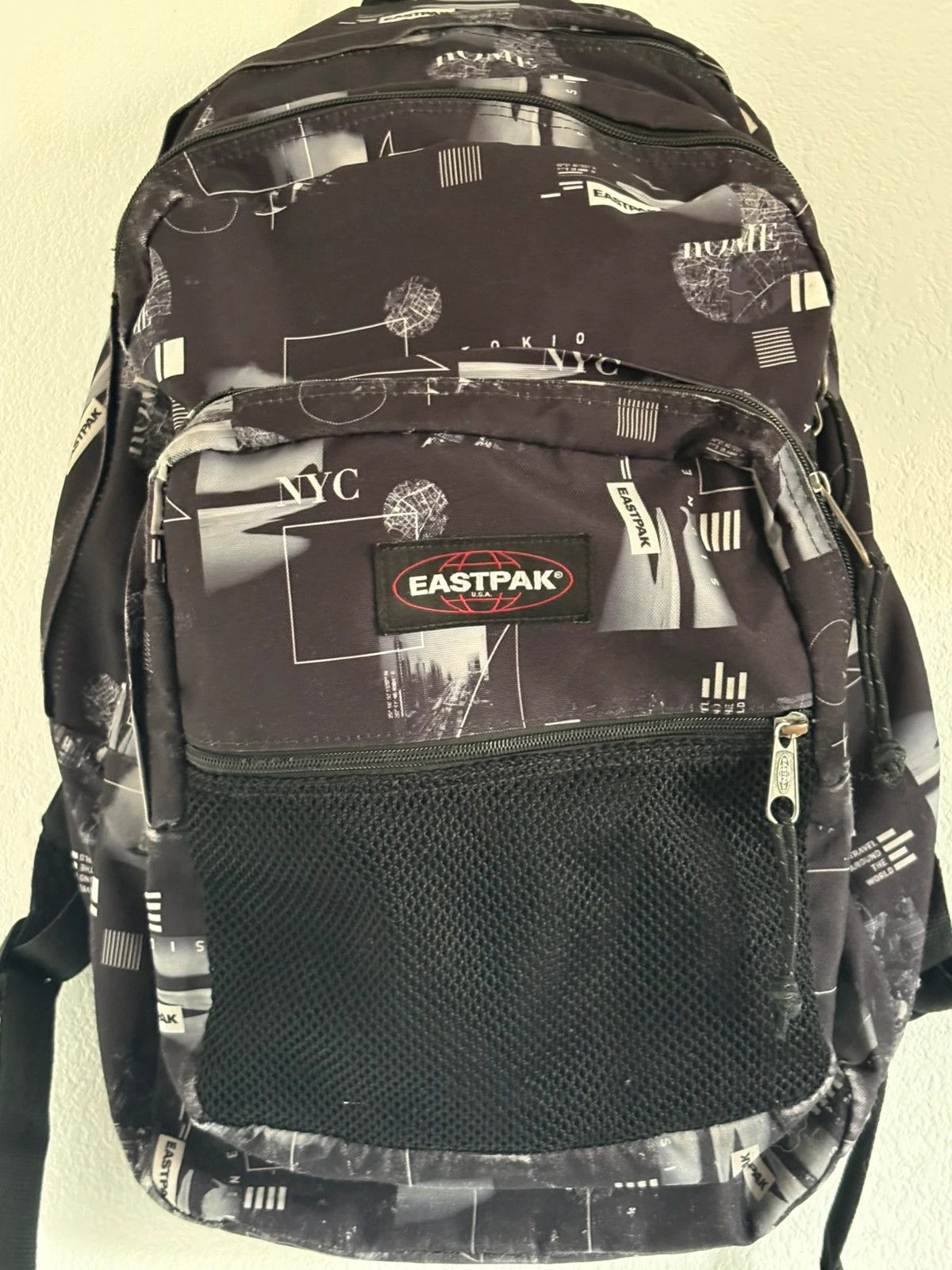 Sac à dos Eastpak Grand Format (2 compartiments) NYC / Motif urbain