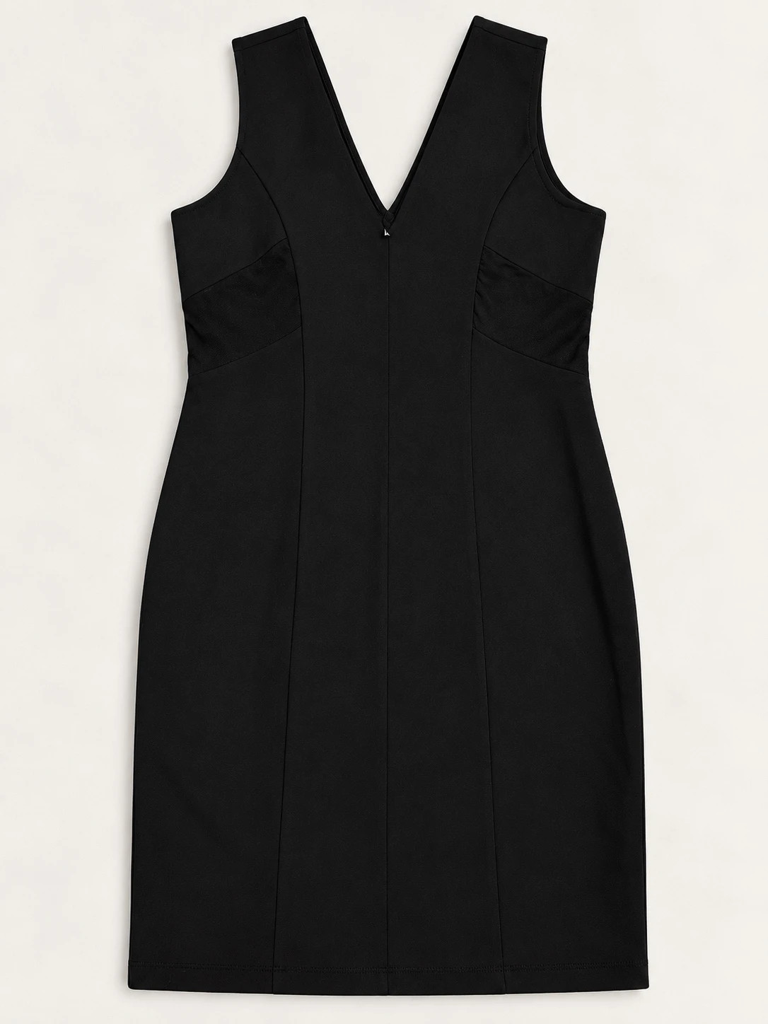 Robe noire Guess moulante à décolleté croisé – Taille L – GUESS – taille L 2