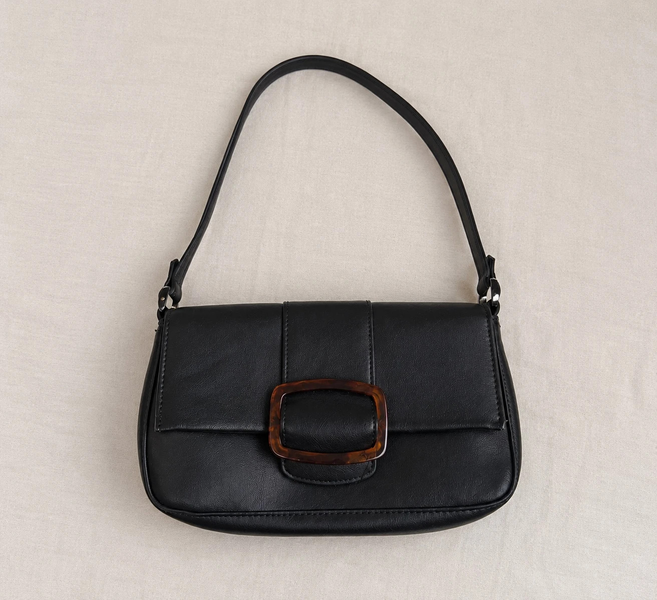 Sac à main Mango noir style baguette – Jamais porté