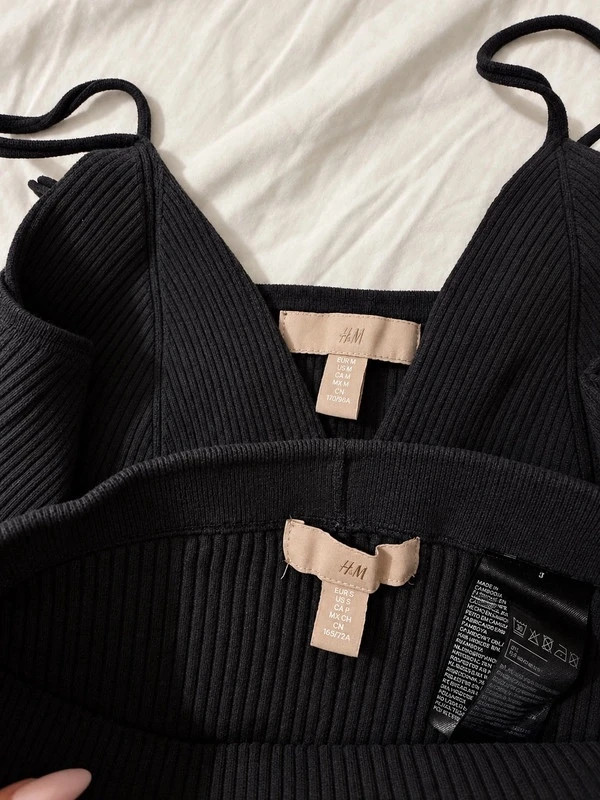 Ensemble H&M côtelé – brassière + legging – taille M – neuf – H&M – taille M 2