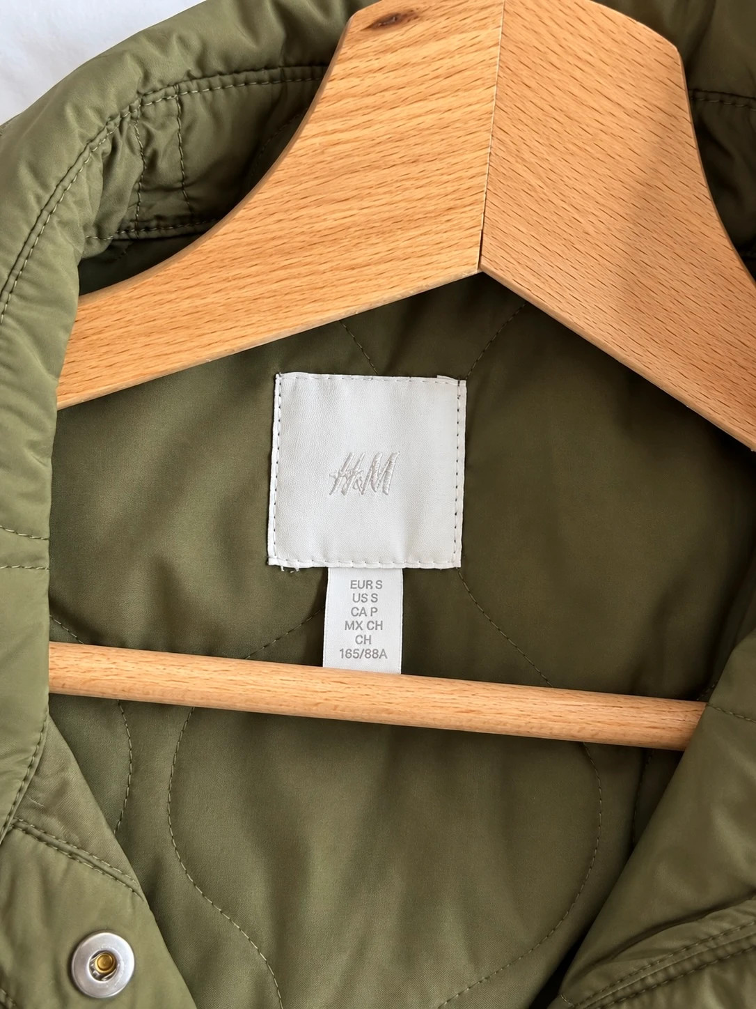 Gilet matelassé sans manches H&M kaki - Taille S - jamais porté – H&M – taille S 3