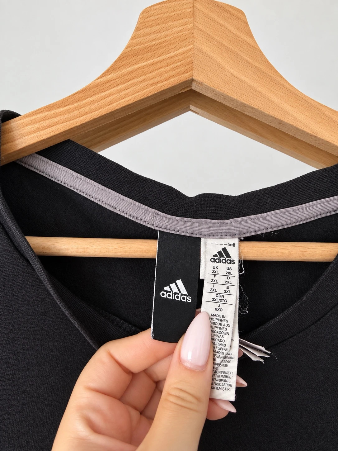 T-shirt Adidas noir oversize – Taille 2XL – adidas – taille XXL 2