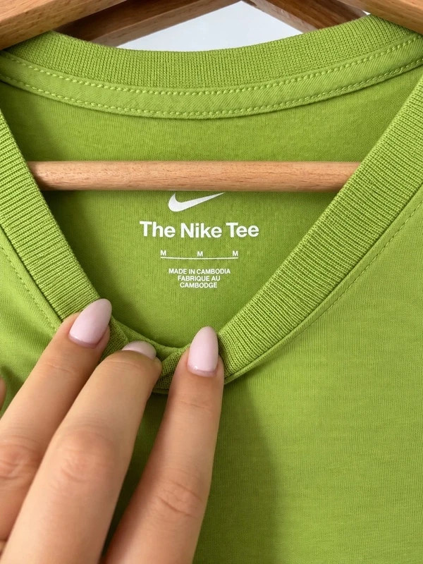 T-shirt Nike unisexe vert – Taille M, neuf – Nike – taille M 2