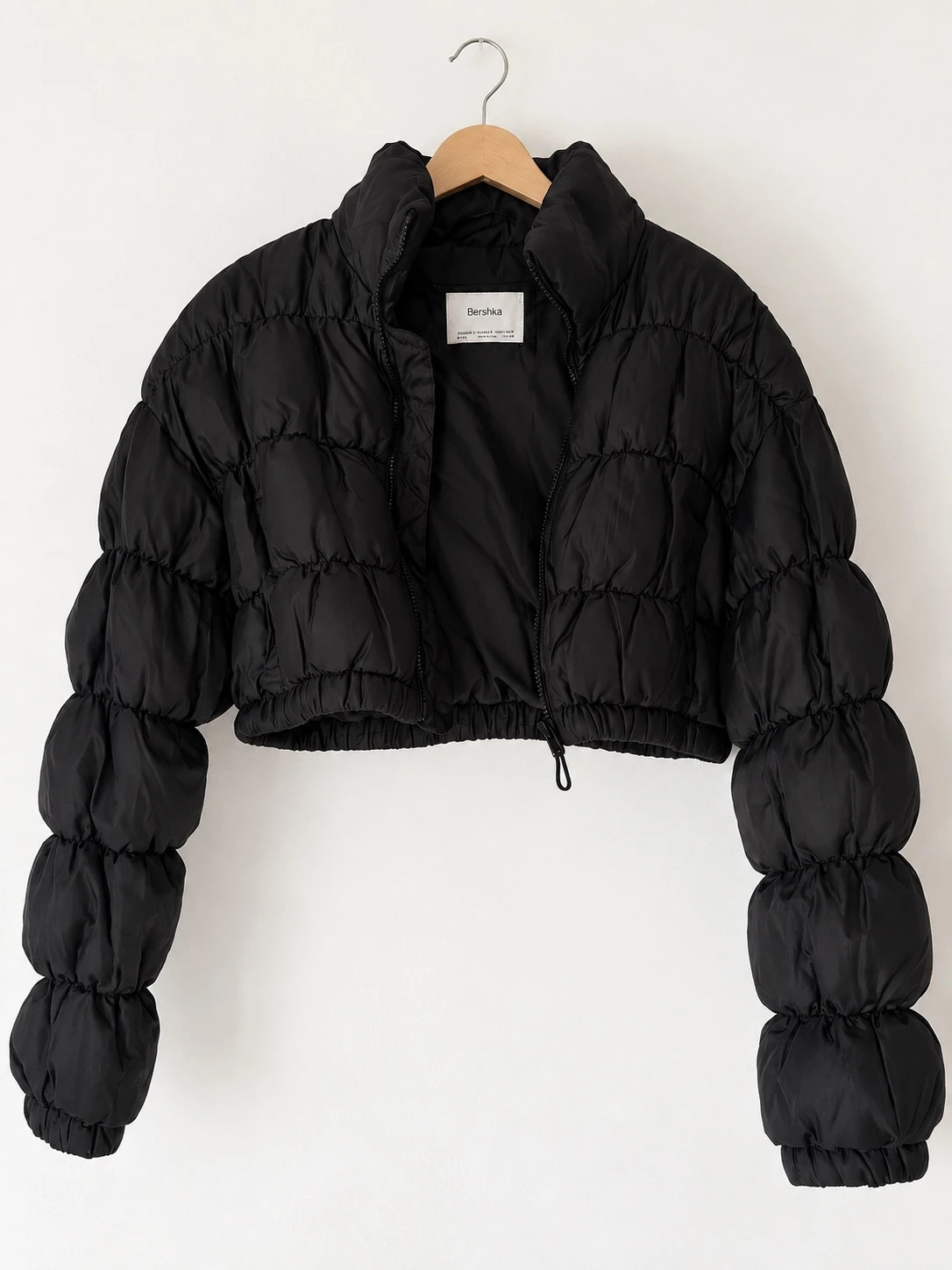 Doudoune courte Bershka noire – Taille L bb