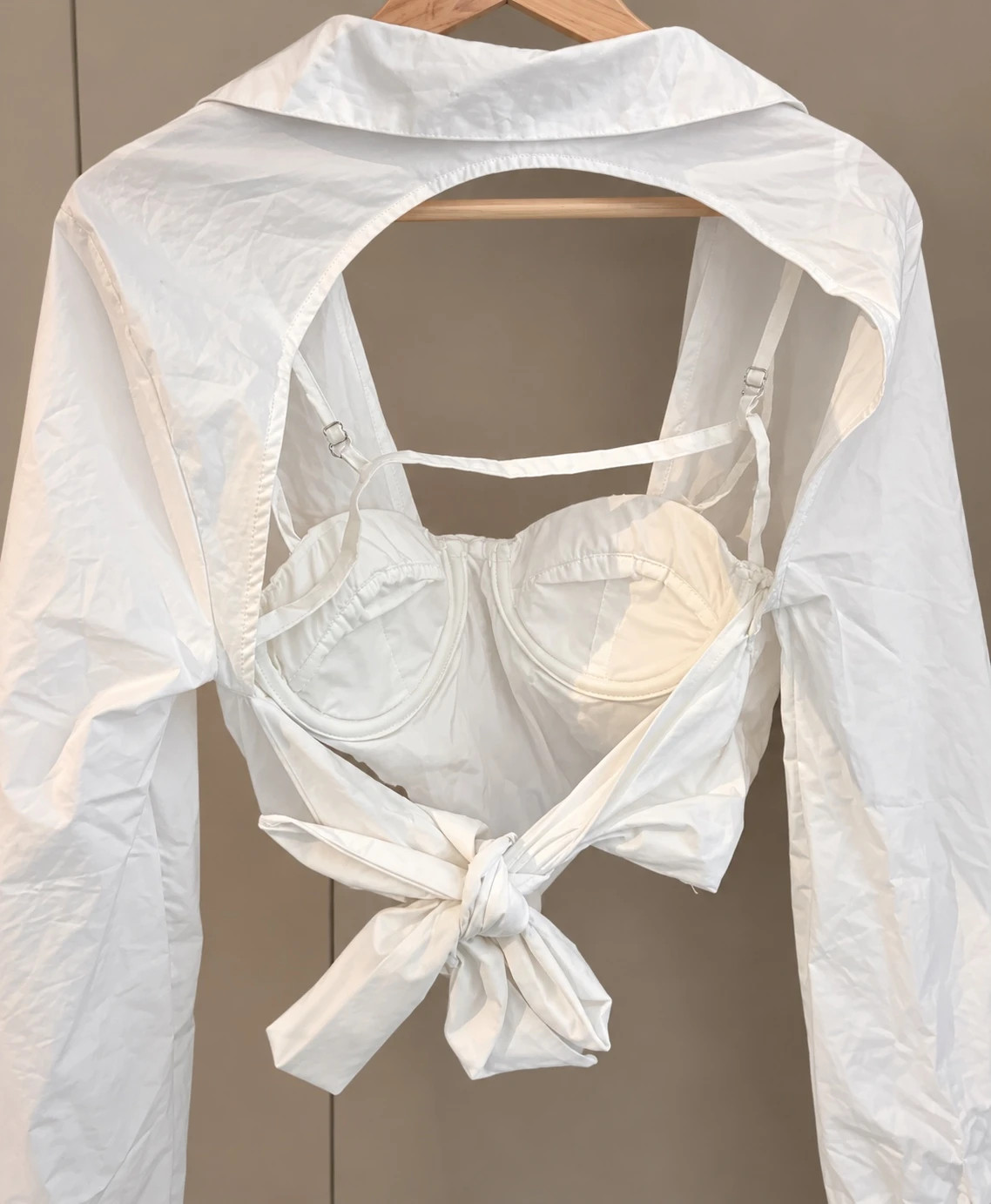 Top chemise corset Bershka blanc dos ouvert – Taille M – Bershka – taille M 3