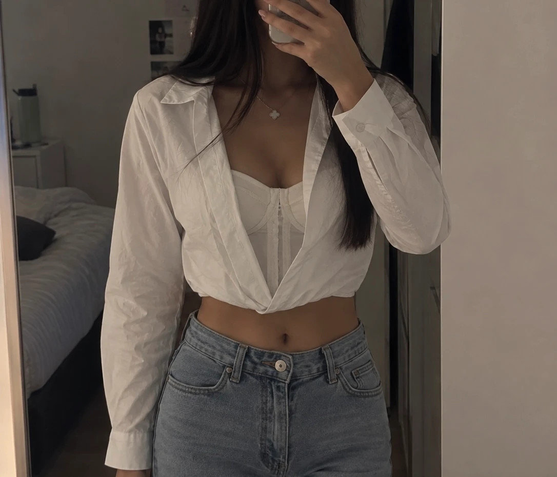Top chemise corset Bershka blanc dos ouvert – Taille M