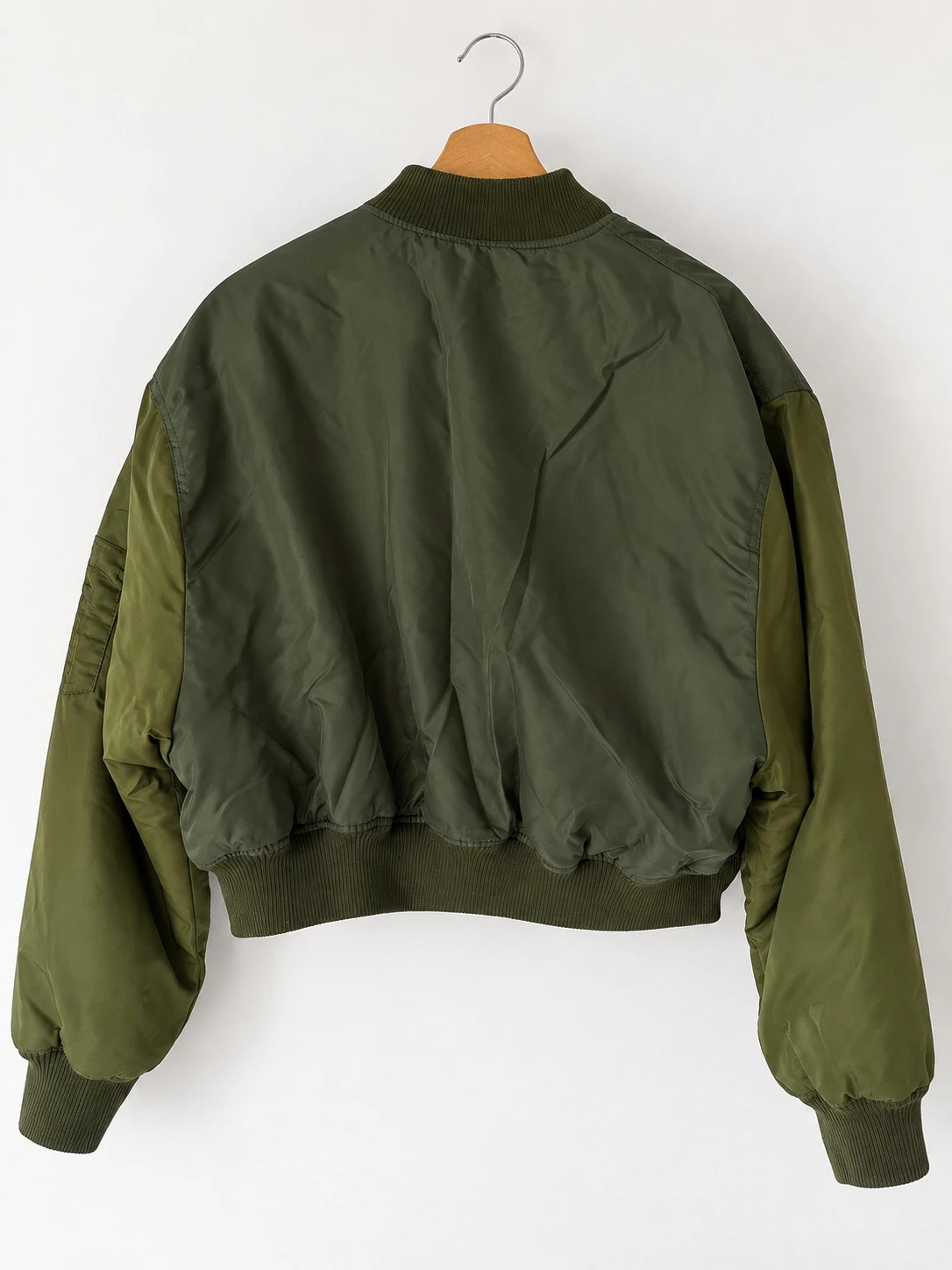 Bomber kaki style militaire doublure orange – Taille M – Zara – taille M 2