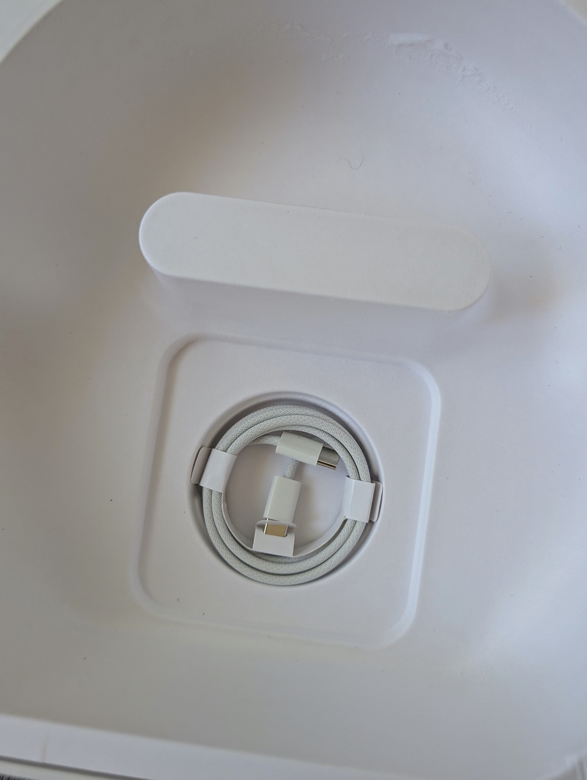 AirPods max starlight  – Apple 9