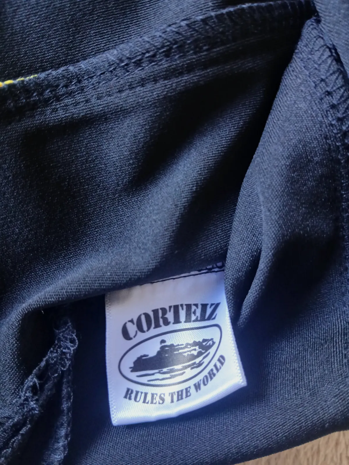 Camiseta Polo Corteiz Negra Talla L – Corteiz – taille L 4