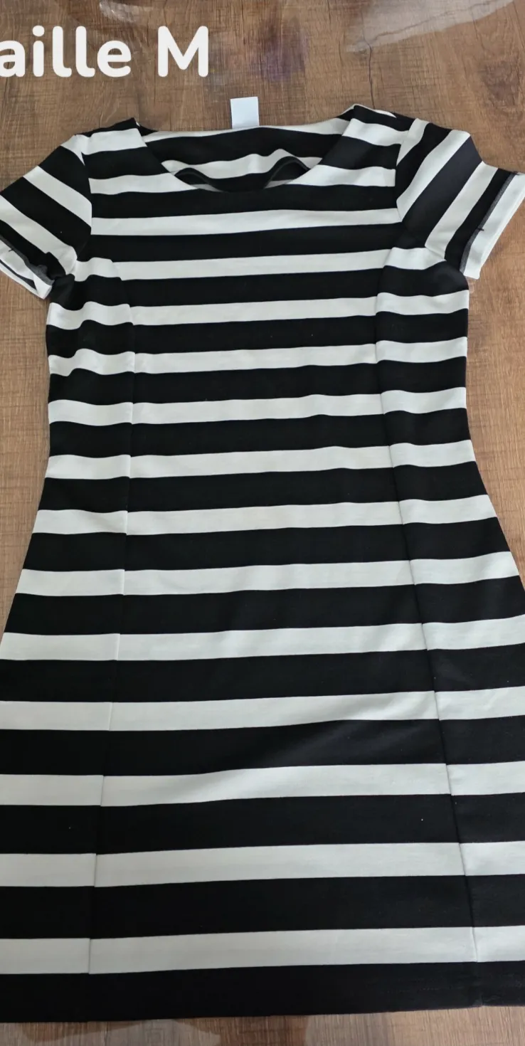 Robe courte marinière Vero Moda taille M – Vero Moda – taille M 2