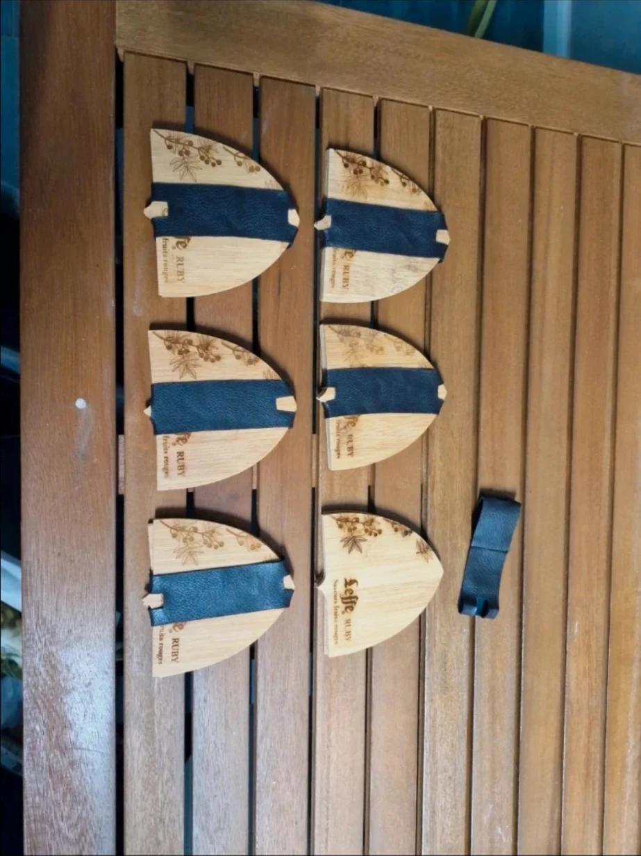Sous verre en bois