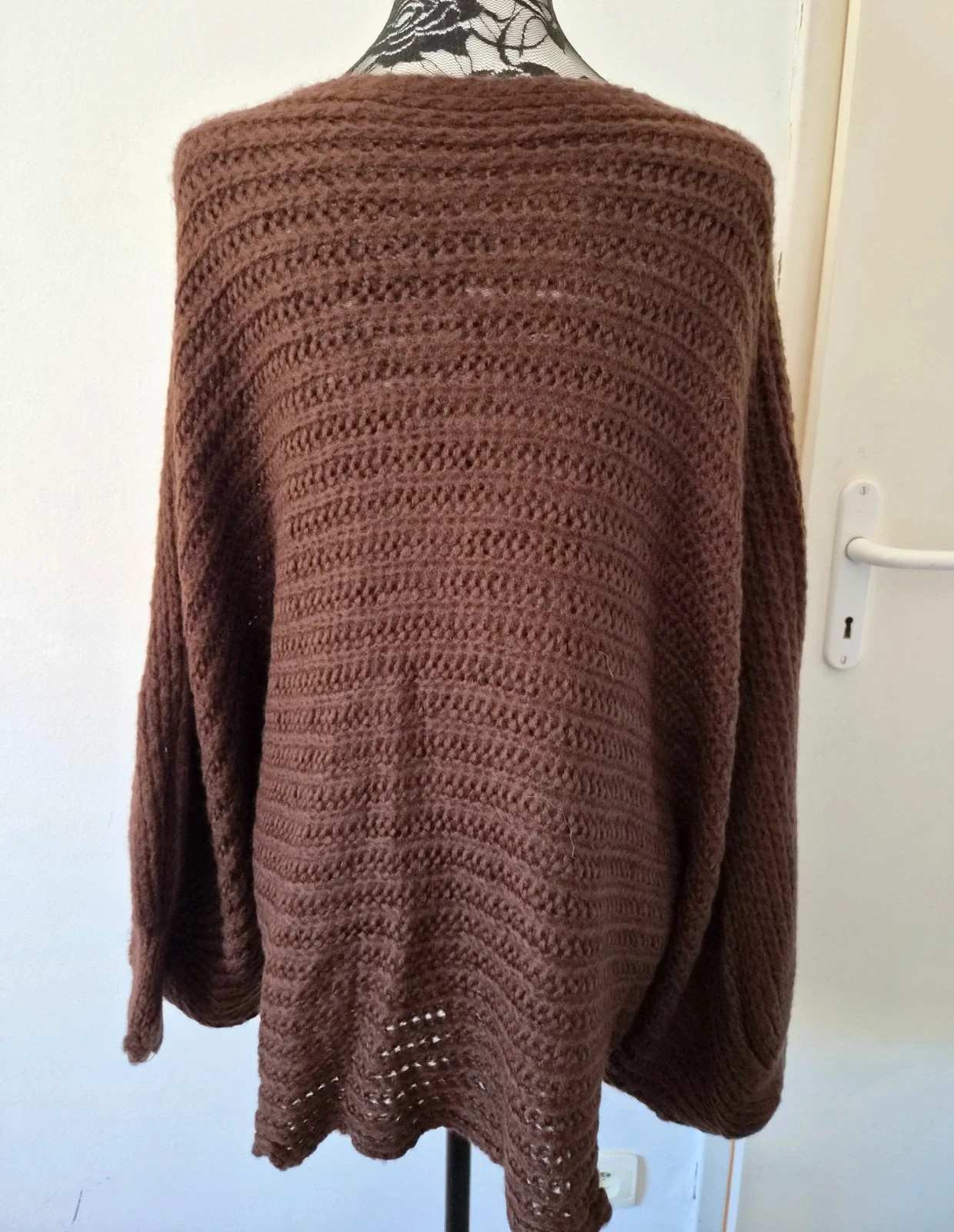Sublime pull noeud oversize en mailles douces - taille unique 46 au 52 – Made In Italy – taille XXXL / 46 / 18 4