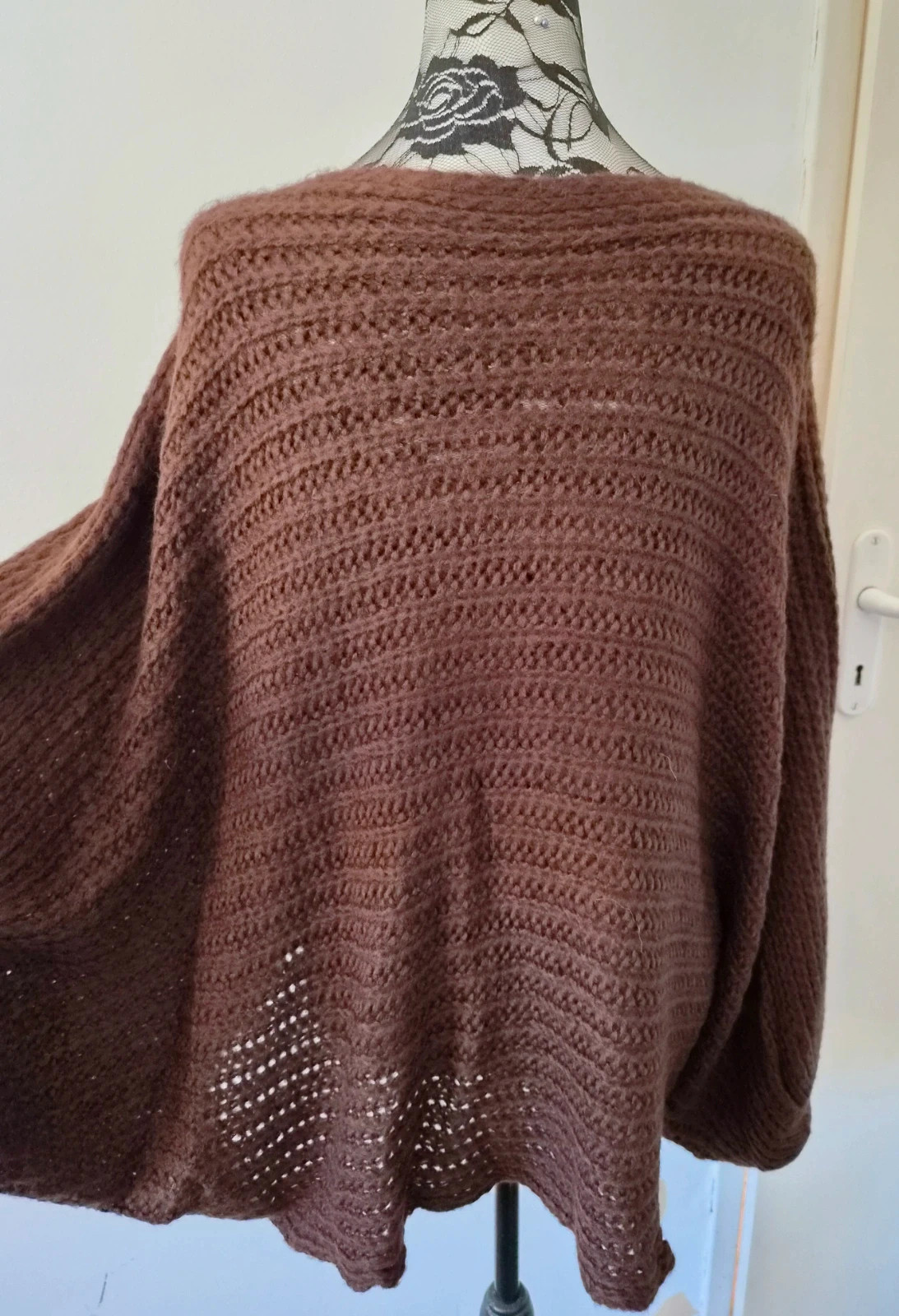 Sublime pull noeud oversize en mailles douces - taille unique 46 au 52 – Made In Italy – taille XXXL / 46 / 18 5