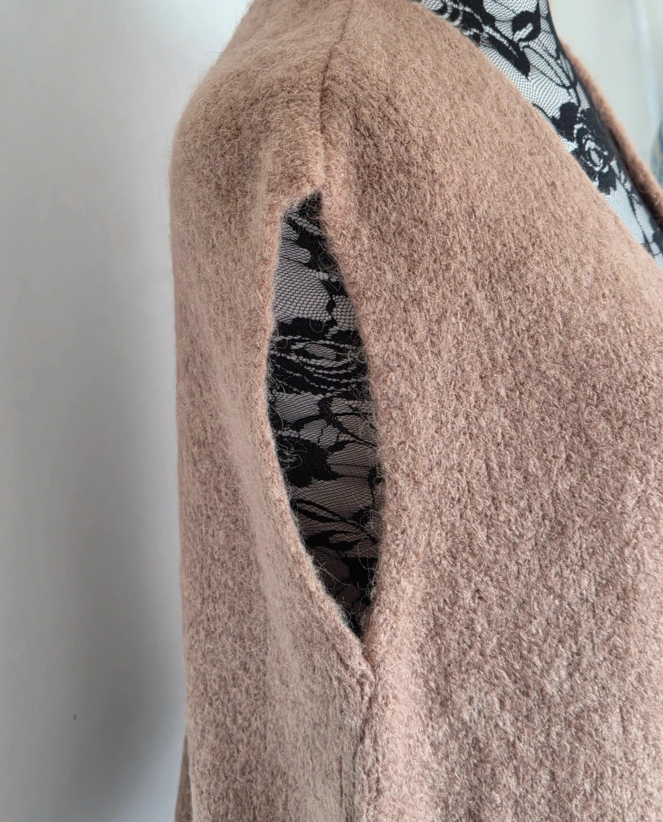Pull doux, oversize, sans manches - 30% alpaga - TU 36 au 44 – Alpaca – taille XL / 42 / 14 3