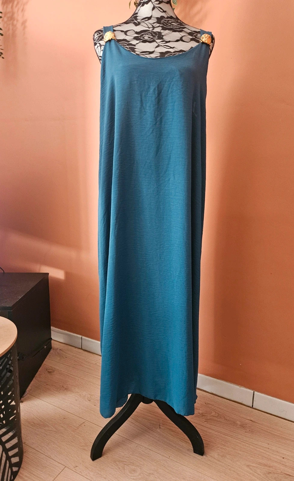Robe Midi bijoux - Taille unique 42 au 50 – M-Made in Italy – taille XXXL / 46 / 18 2