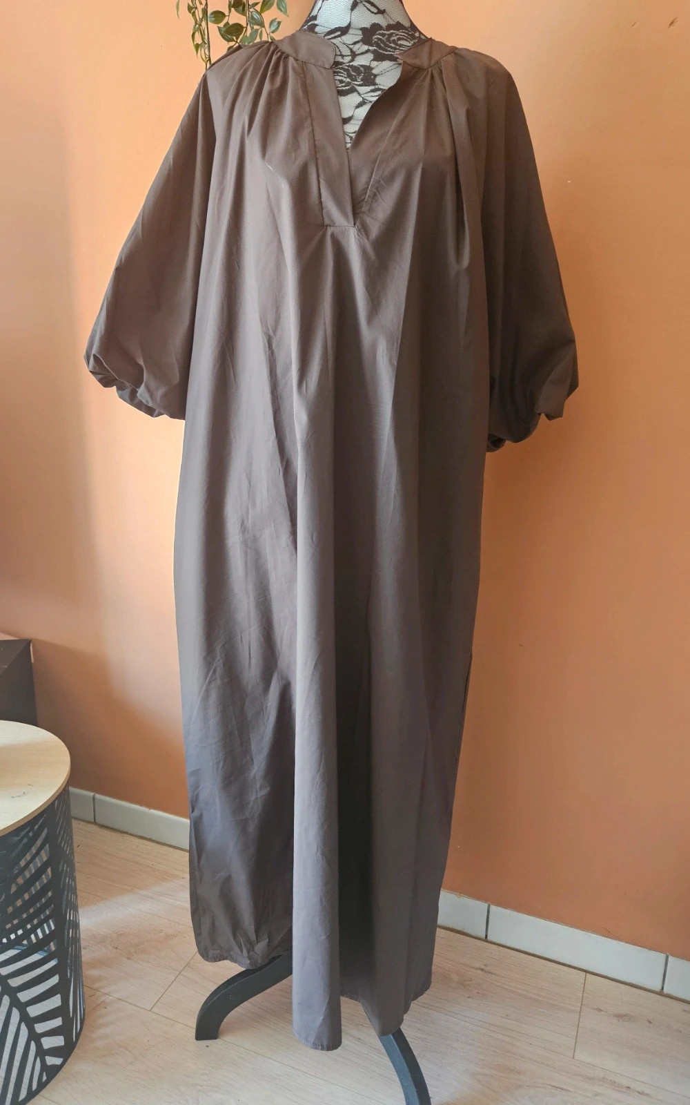Robe longue 100%coton manches ballon/bouffantes – Boutique Parisienne – taille XXL / 44 / 16 2