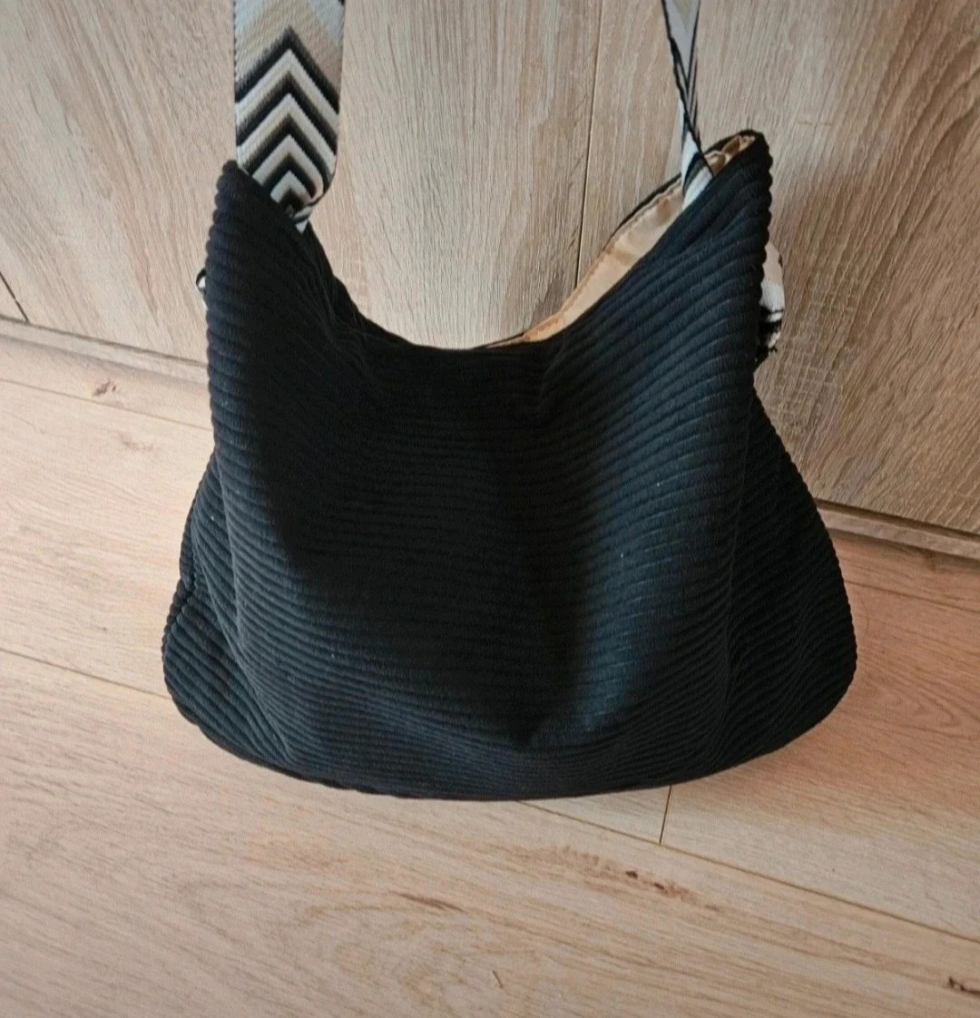 Grand sac en velours cotelé – Boutique privée 2