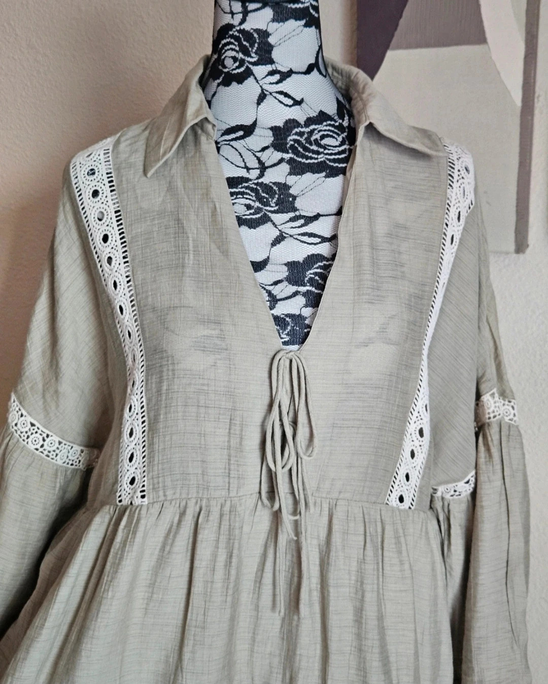 Magnifique robe Boheme détails dentelle crochet Zara (contient du lin) T 38/40 – Zara – taille M / 38 / 10 2