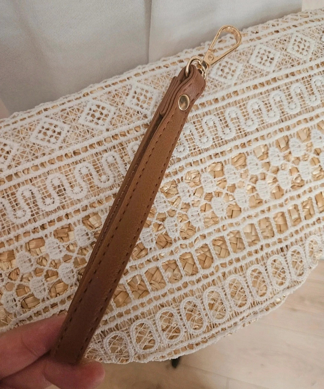 Magnifique pochette Bohême en paille et dentelle – Boheme 5