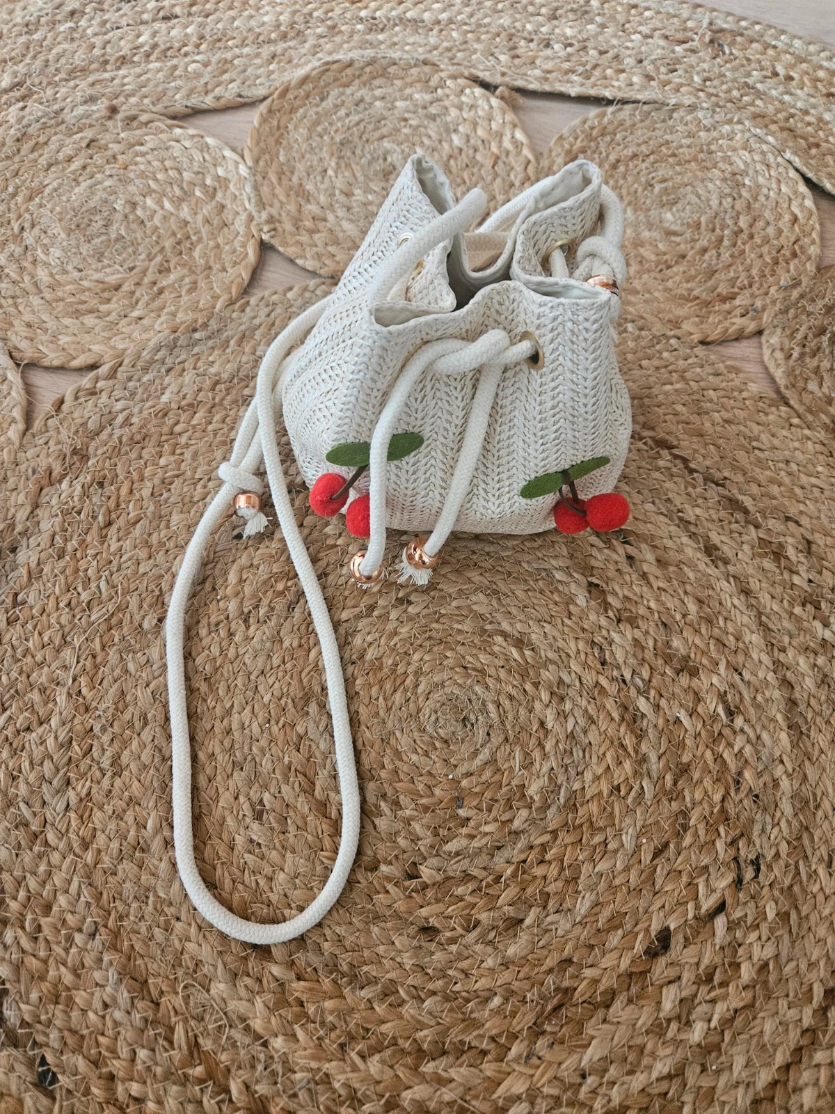 Sac en paille tissée 🍒 – Boutique privée 3