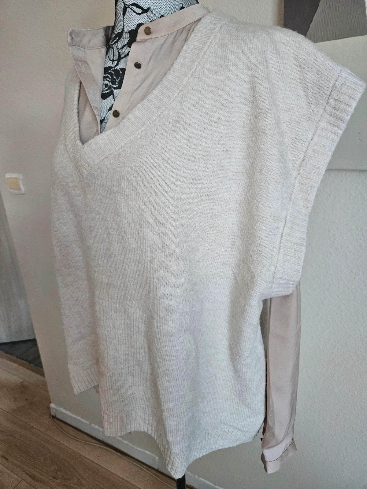 Haut sans Manches Oversize (Contient 5%laine) Taille 42 au 46 – H&M – taille XXL / 44 / 16 2