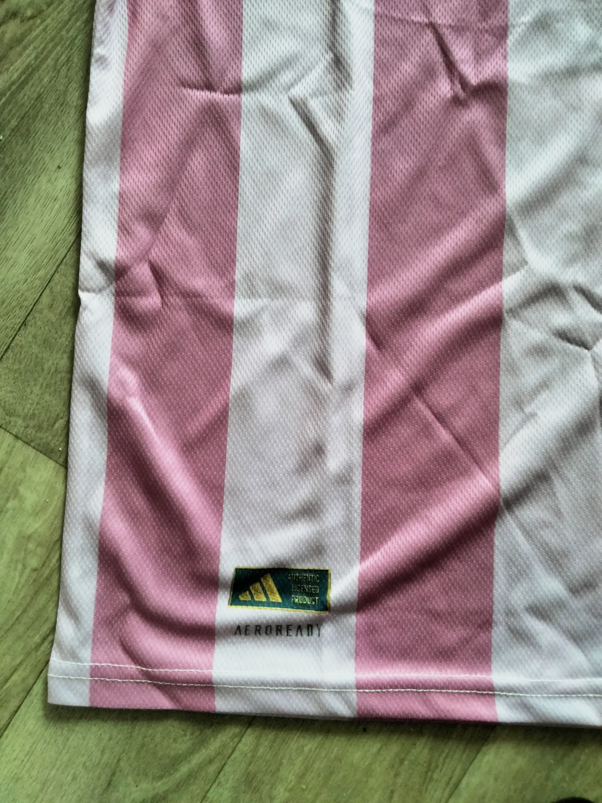 Maillot de foot neuf  – Sans marque – taille M 3