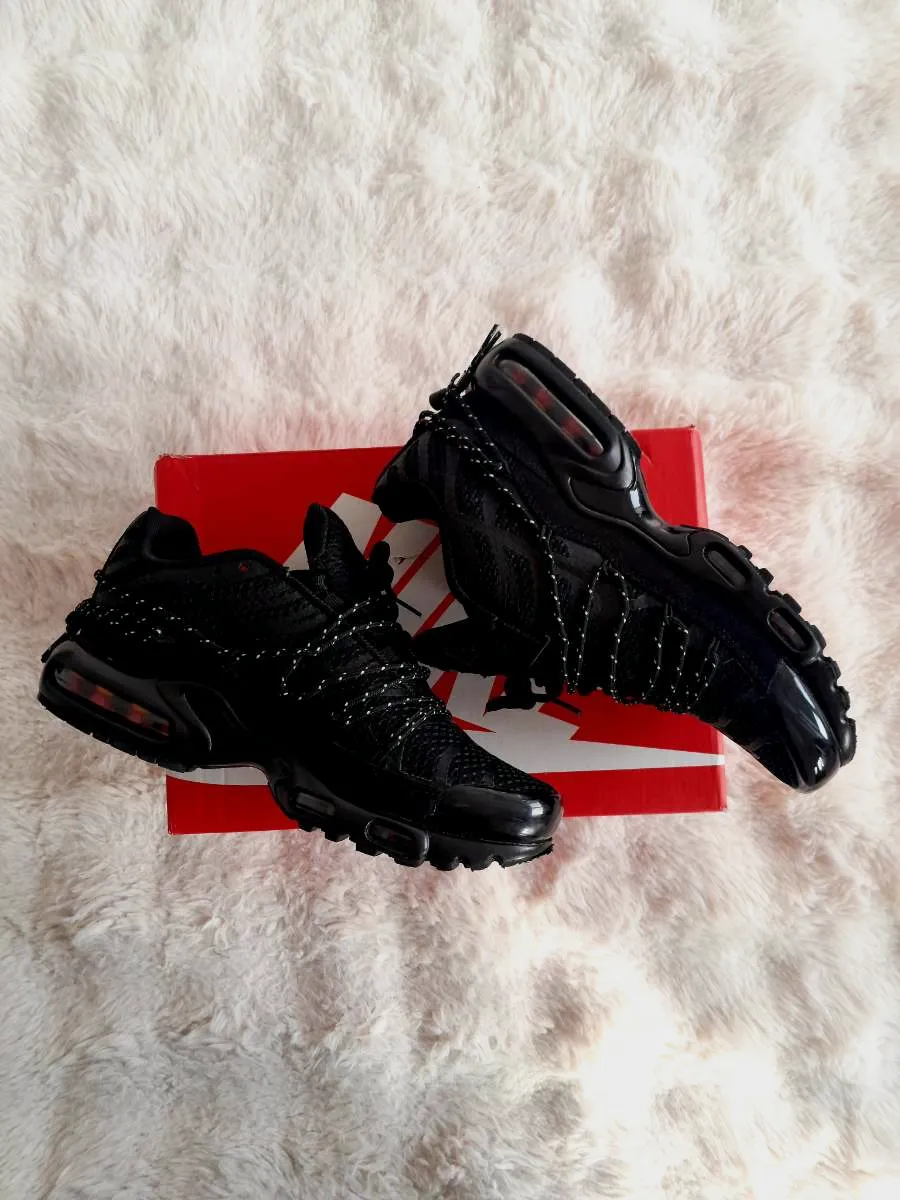 Basket Nike utility noir neuf jamais porté  – Nike – taille EU 43 2