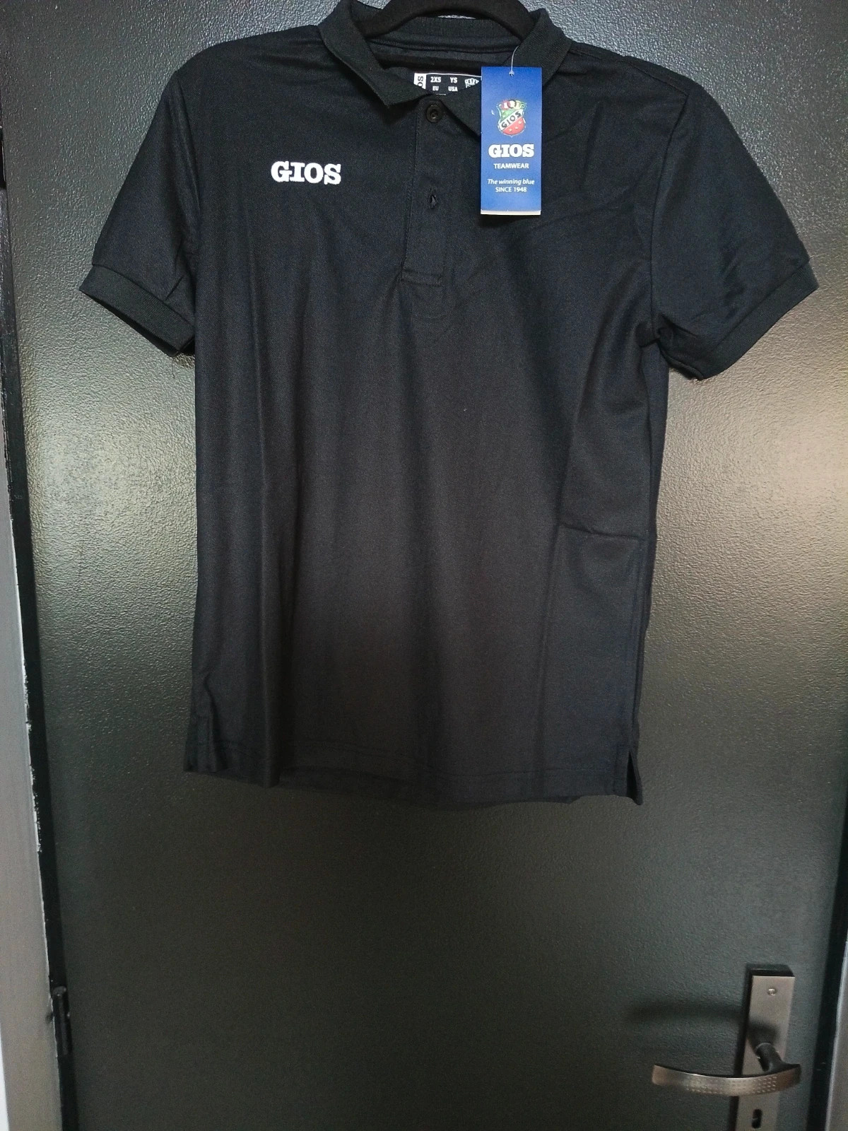 Polos