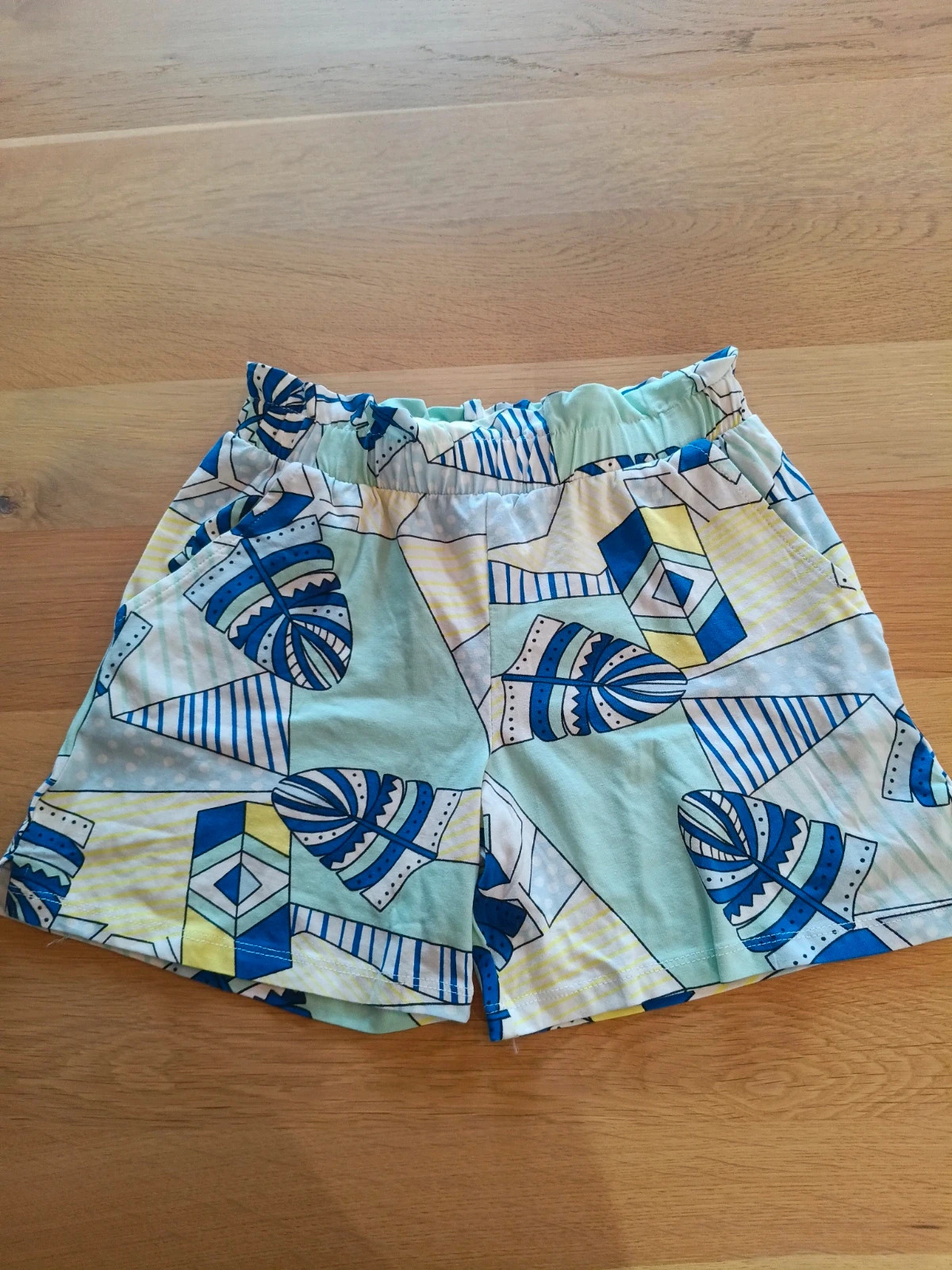 Ensemble tee-shirt short – Miss Ebito – taille 14 ans / 164 cm 3