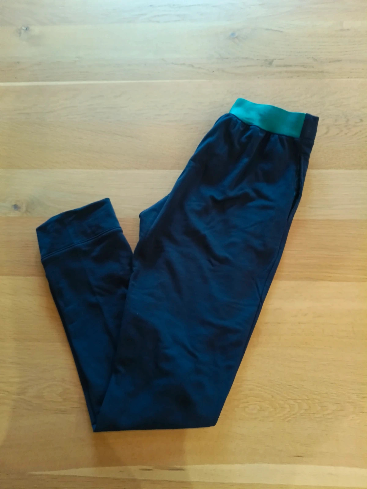 Survêtement – taille 10 ans / 140 cm