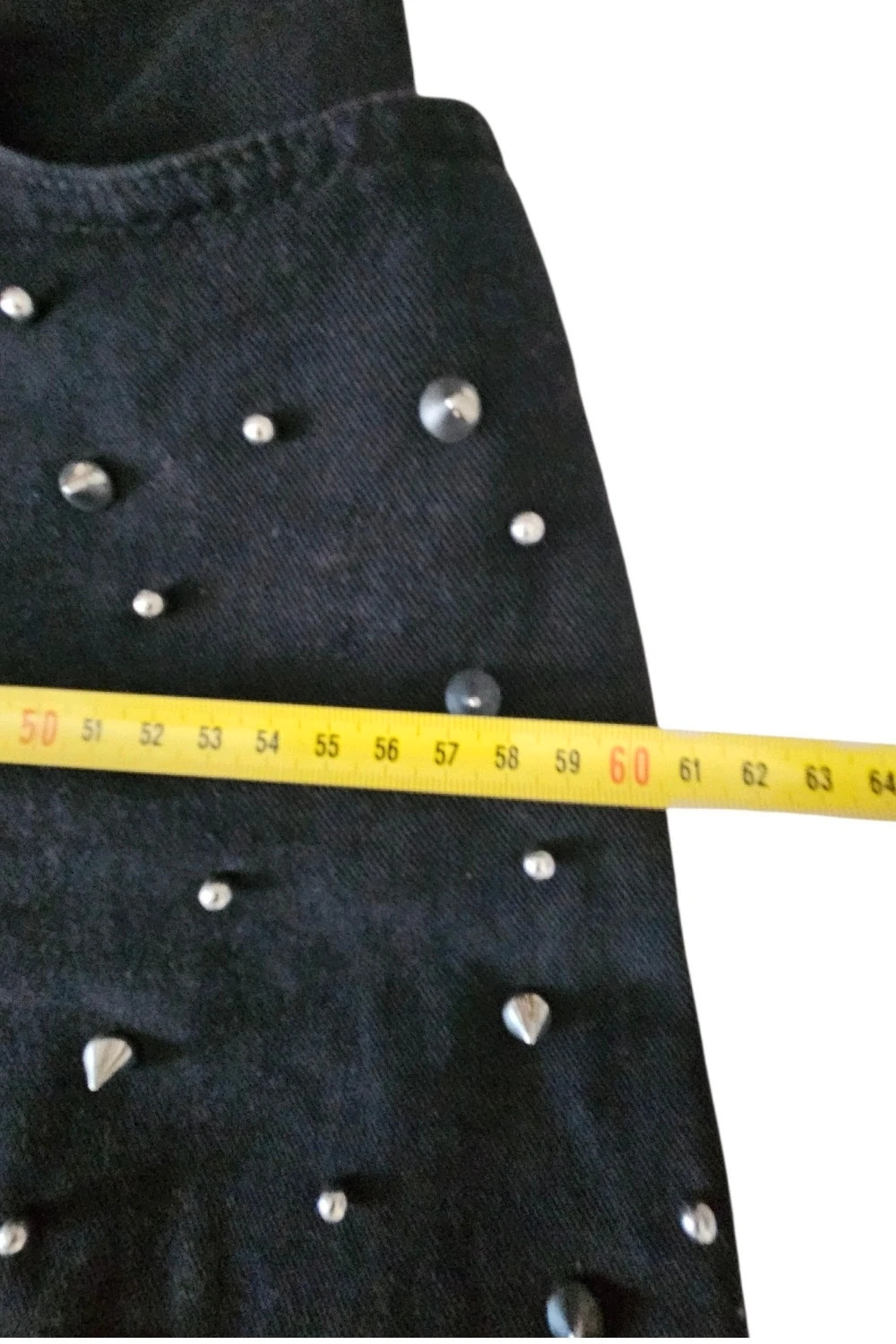 Short denim negro tachas metálicas bajo deshilachado | rock glam | Shein Curve talla 2XL – Shein Curve – taille XXL / 44 / 16 4