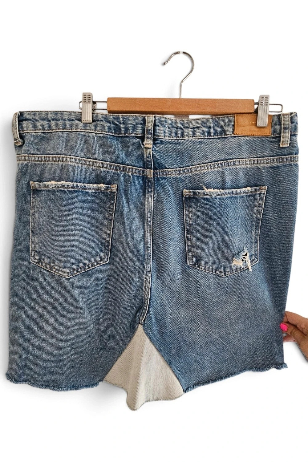 Minifalda denim azul rotos bordados insectos customizada | boho grunge | Zara talla 46 – Zara – taille XXXL / 46 / 18 2