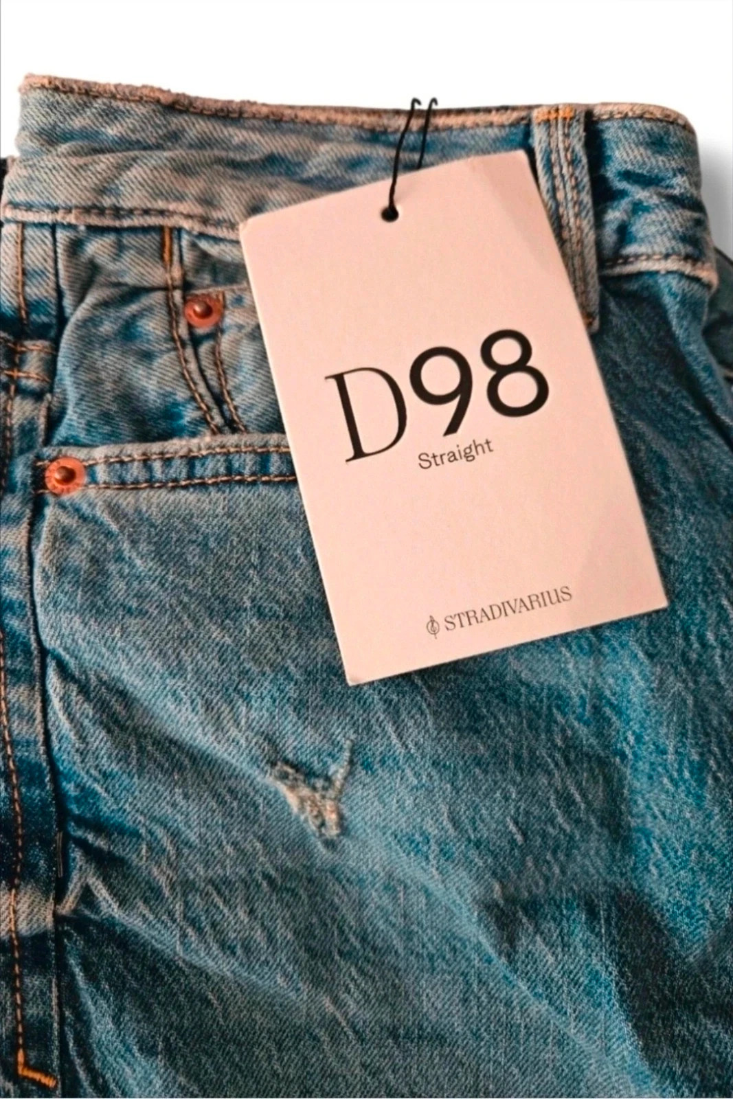 Vaquero D98 Stradivarius azul lavado talle alto | viral Y2K | talla 36 – Stradivarius – taille S / 36 / 8 5