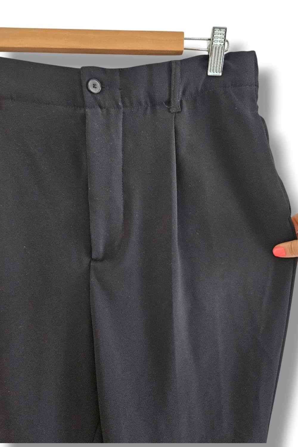 Pantalón pesquero negro pinzas minimal chic | smart casual | Zara talla XL – Zara – taille XL / 42 / 14 4