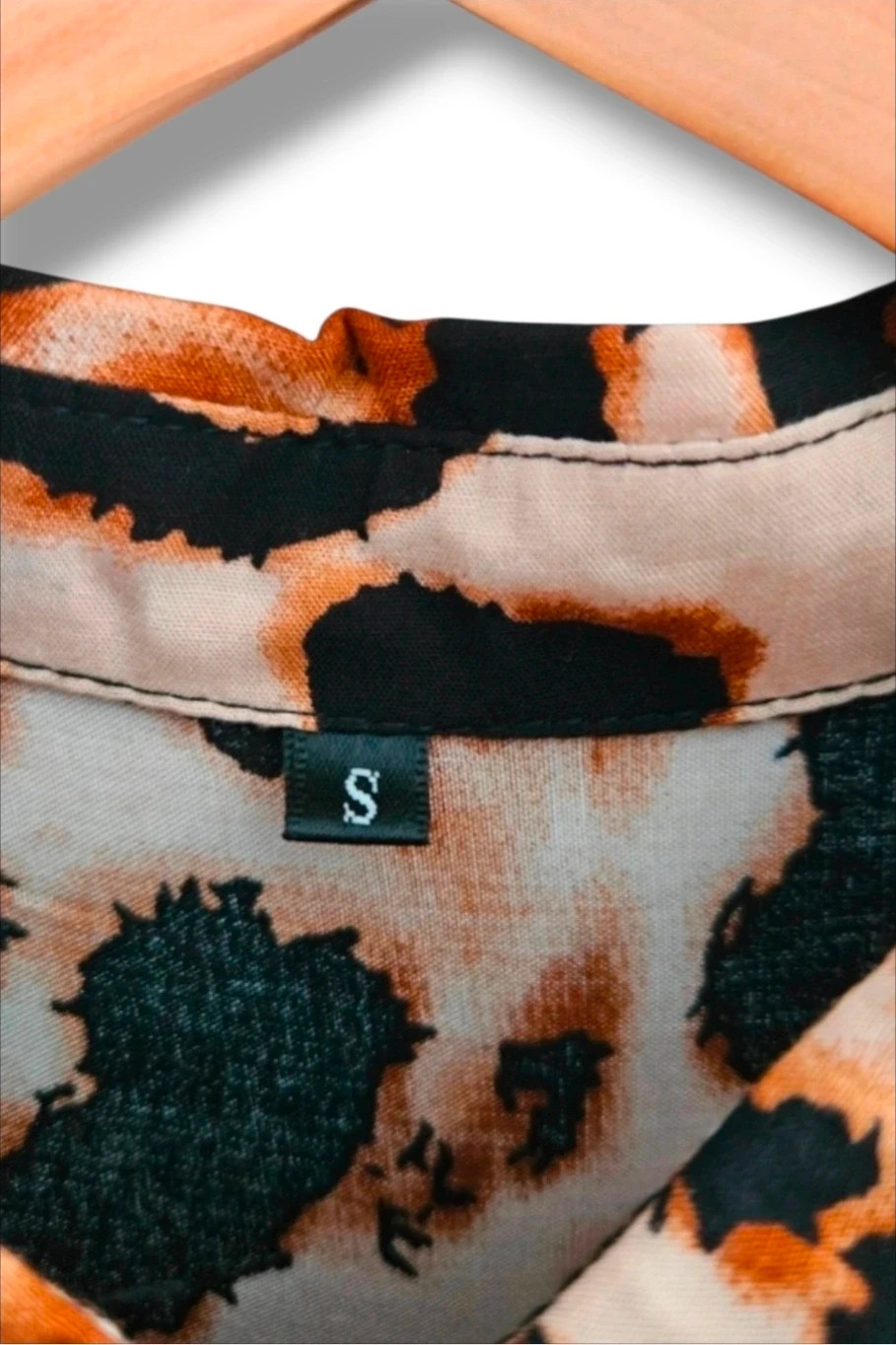 Animal‑Print Soft Shirt · Beige Leopard · Size S – taille S / 36 / 8 3