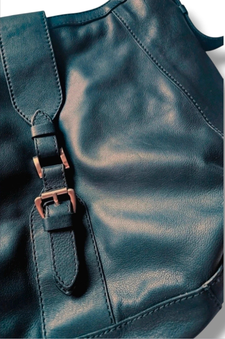 Martinelli Genuine Leather Shoulder Bag · Black – Martinelli 3