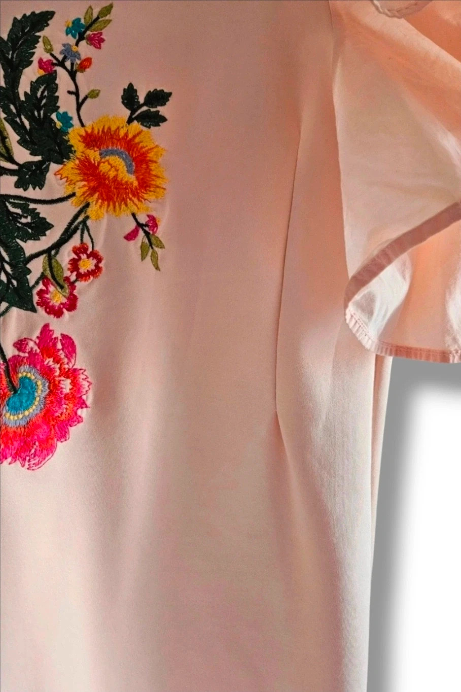 Zara Embroidered Ruffle Dress · Light Pink · Size L – taille L / 40 / 12 4