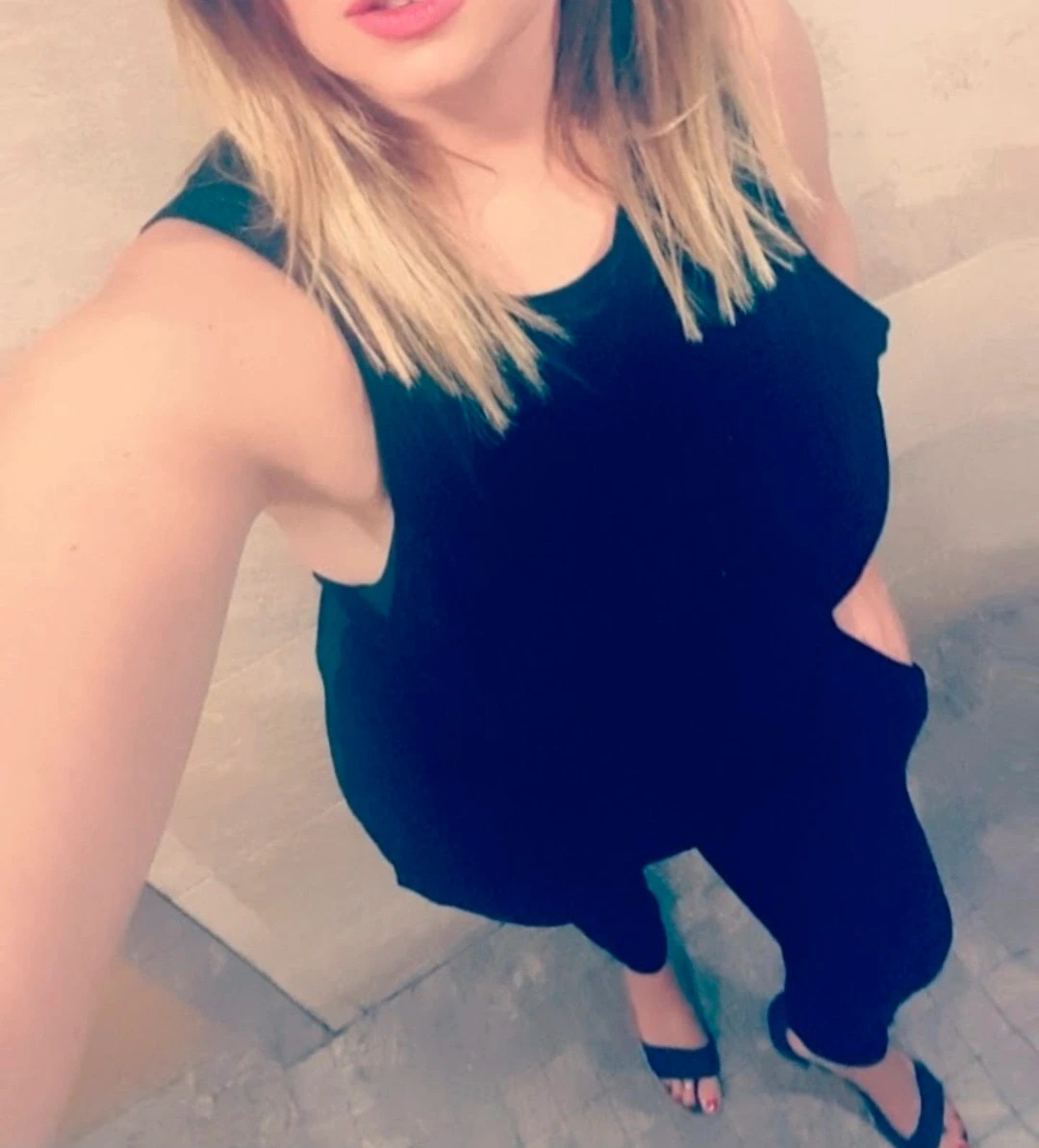 Mango black velvet jumpsuit · Size L · Perfect condition – Mango – taille L / 40 / 12 2