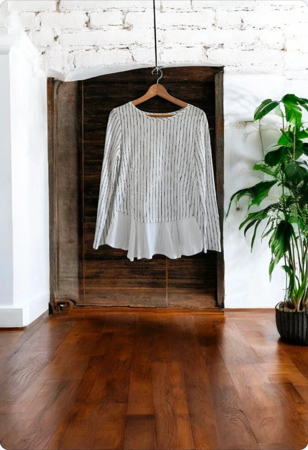 Sfera striped blouse · Size M · Flared hem · Perfect conditio – Sfera – taille M / 38 / 10 2
