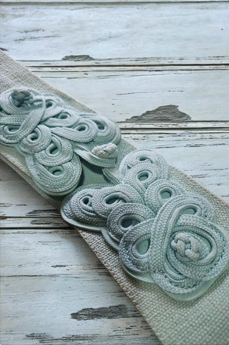 H&M belt · Aqua green · Embroidered detail · Perfect condition – H&M – taille Ajustable 2
