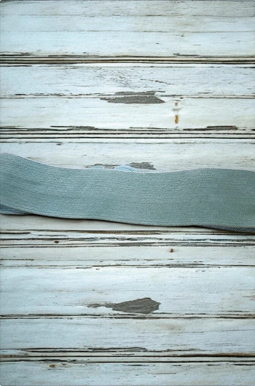 H&M belt · Aqua green · Embroidered detail · Perfect condition – H&M – taille Ajustable 4