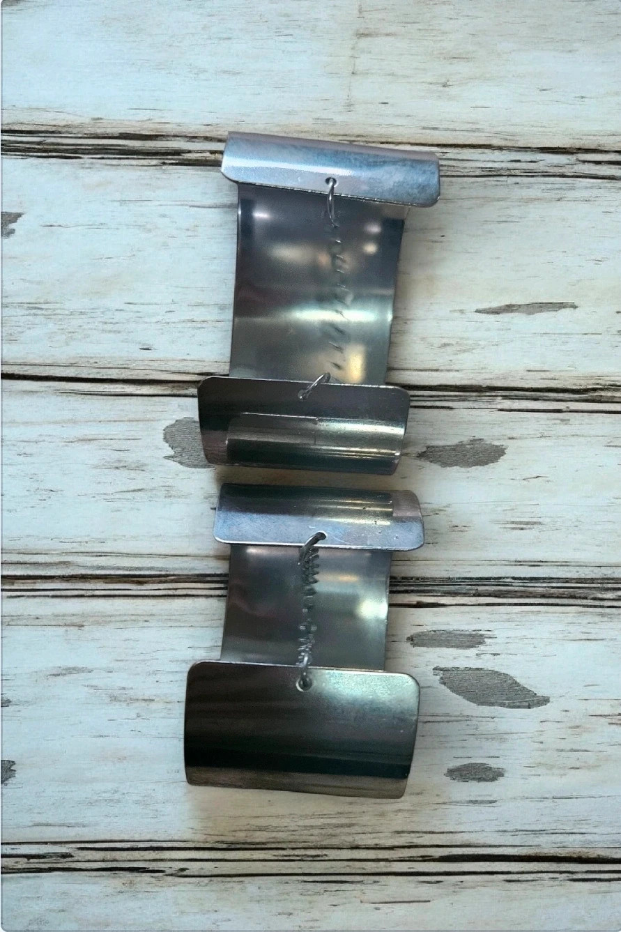 Metal cuffs · Identical pair · Local purchase · Good condition 3