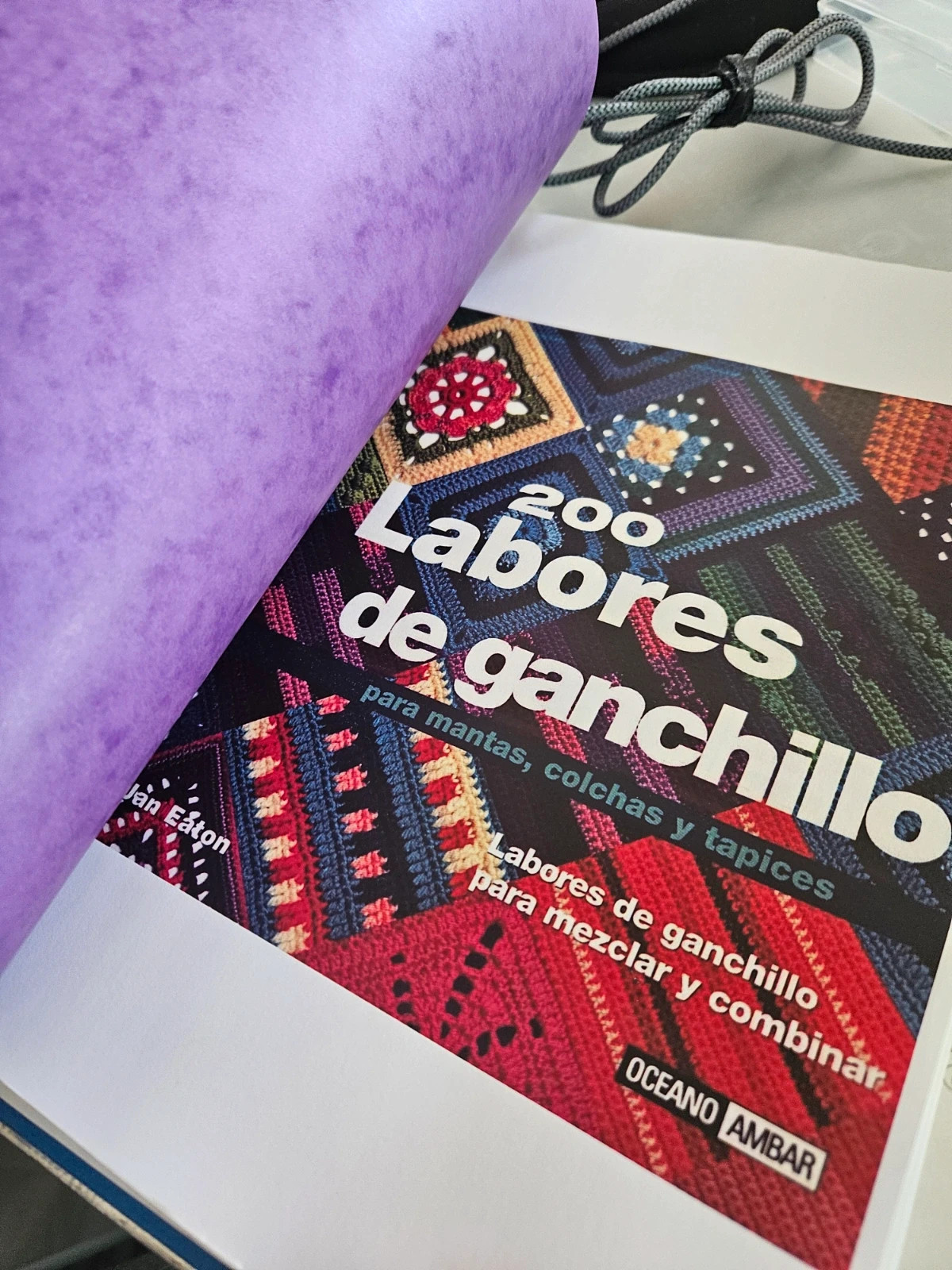 Crochet pattern book · Thick edition · DIY crafts · Colorful projects – sin marca 3