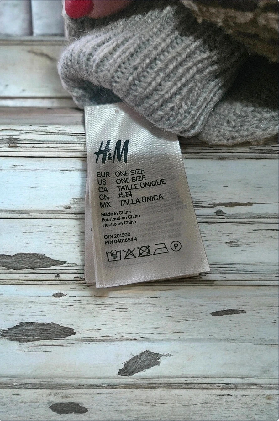 H&M mitt · Faux fur detail · Perfect condition · Cozy & stylish – H&M – taille Taille unique 4