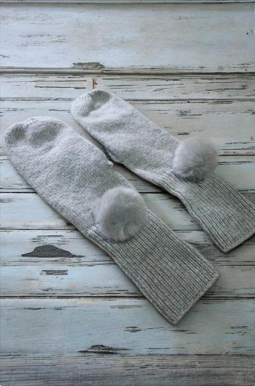 H&M mitt · Faux fur detail · Perfect condition · Cozy & stylish – H&M – taille Taille unique