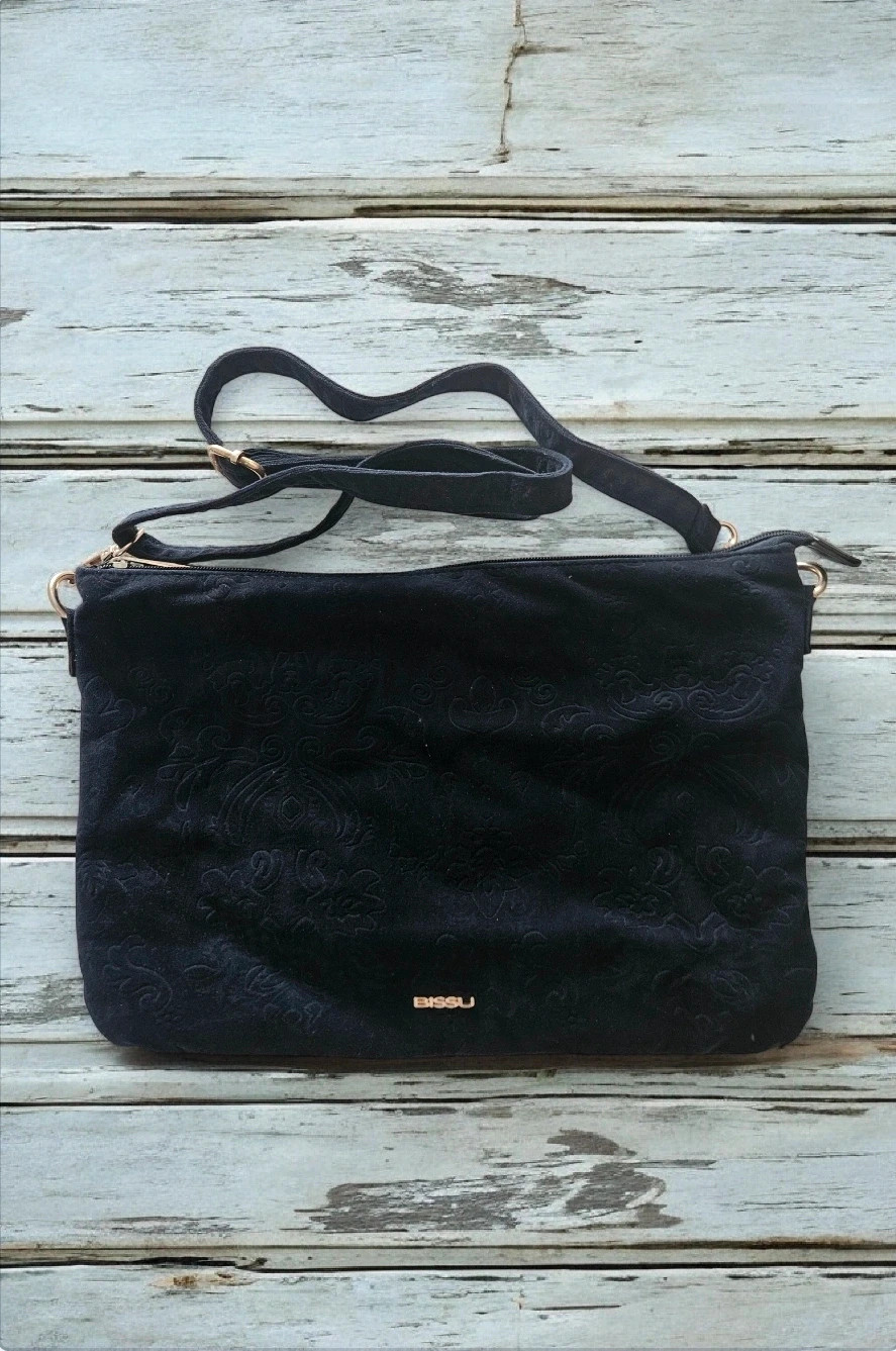 Bolso Bissú azul marino bandolera clutch elegante | Bissú navy blue shoulder bag clutch – Bissú