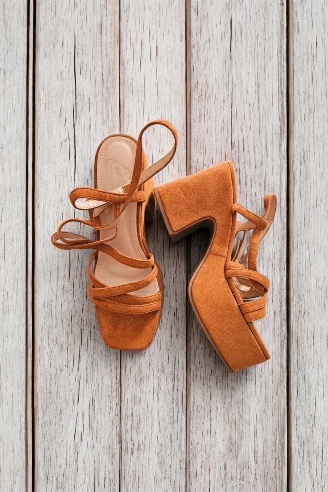 Sandalias Shein camel ante plataforma tacón alto block heel verano talla 40 – Shein – taille 40 2