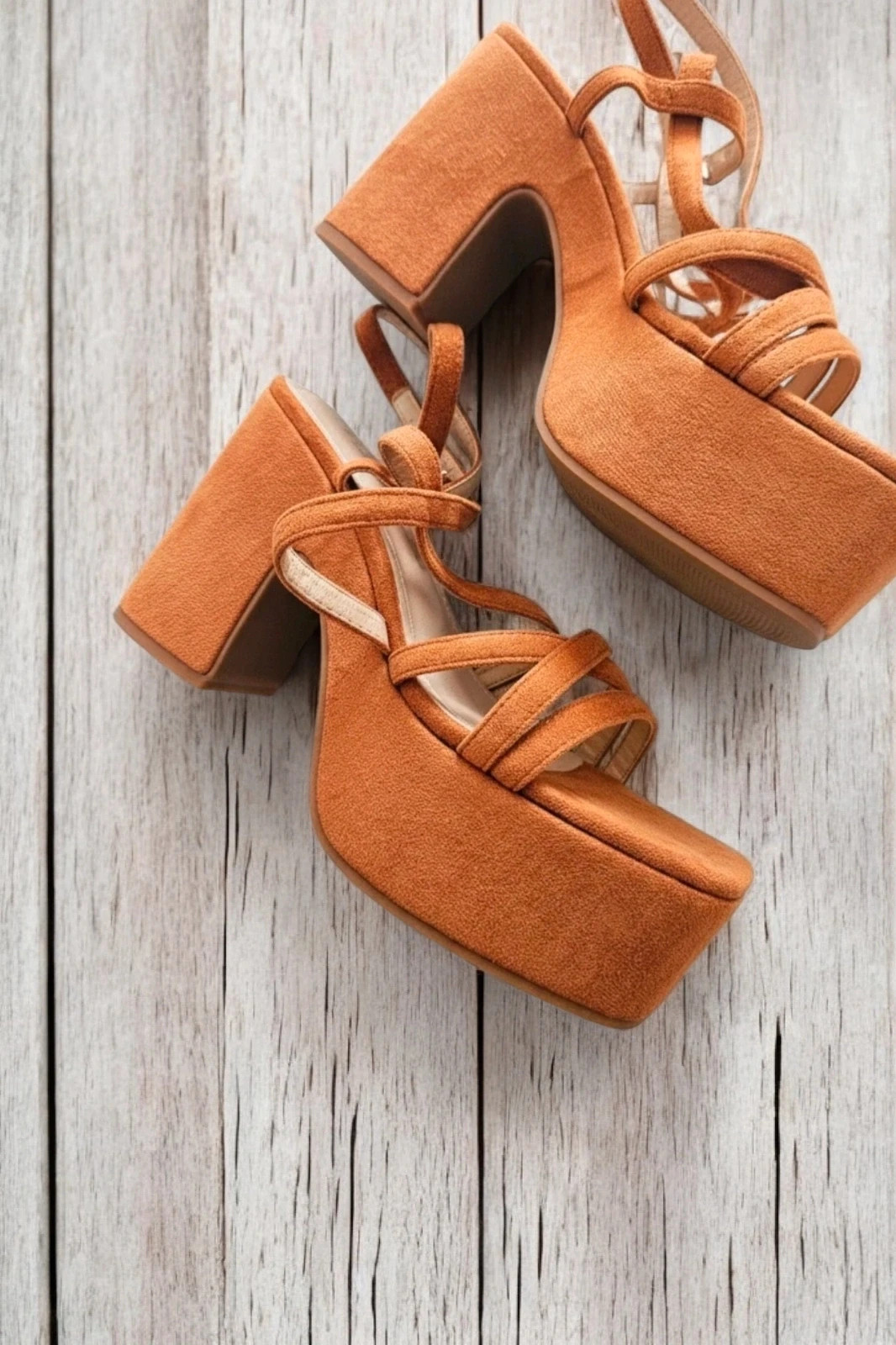Sandalias Shein camel ante plataforma tacón alto block heel verano talla 40 – Shein – taille 40 4
