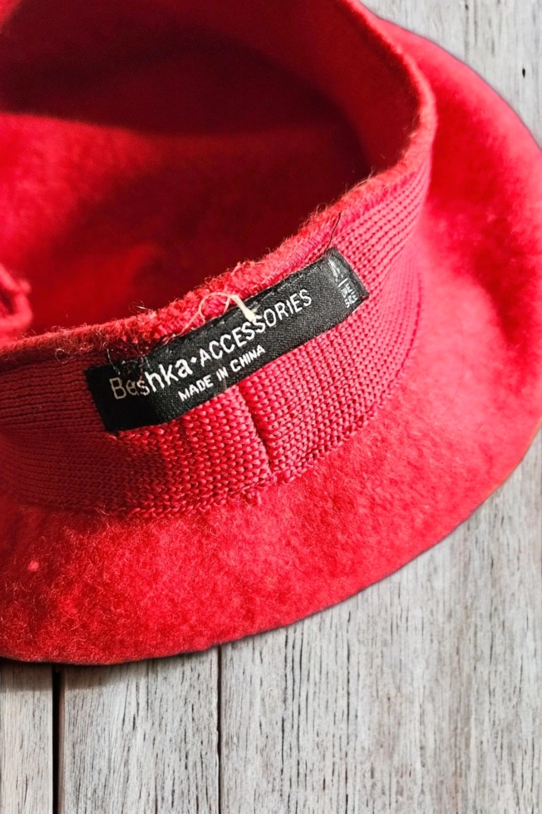Boina roja Bershka talla única, lana suave, estilo casual chic impecable – Bershka – taille Taille unique 3