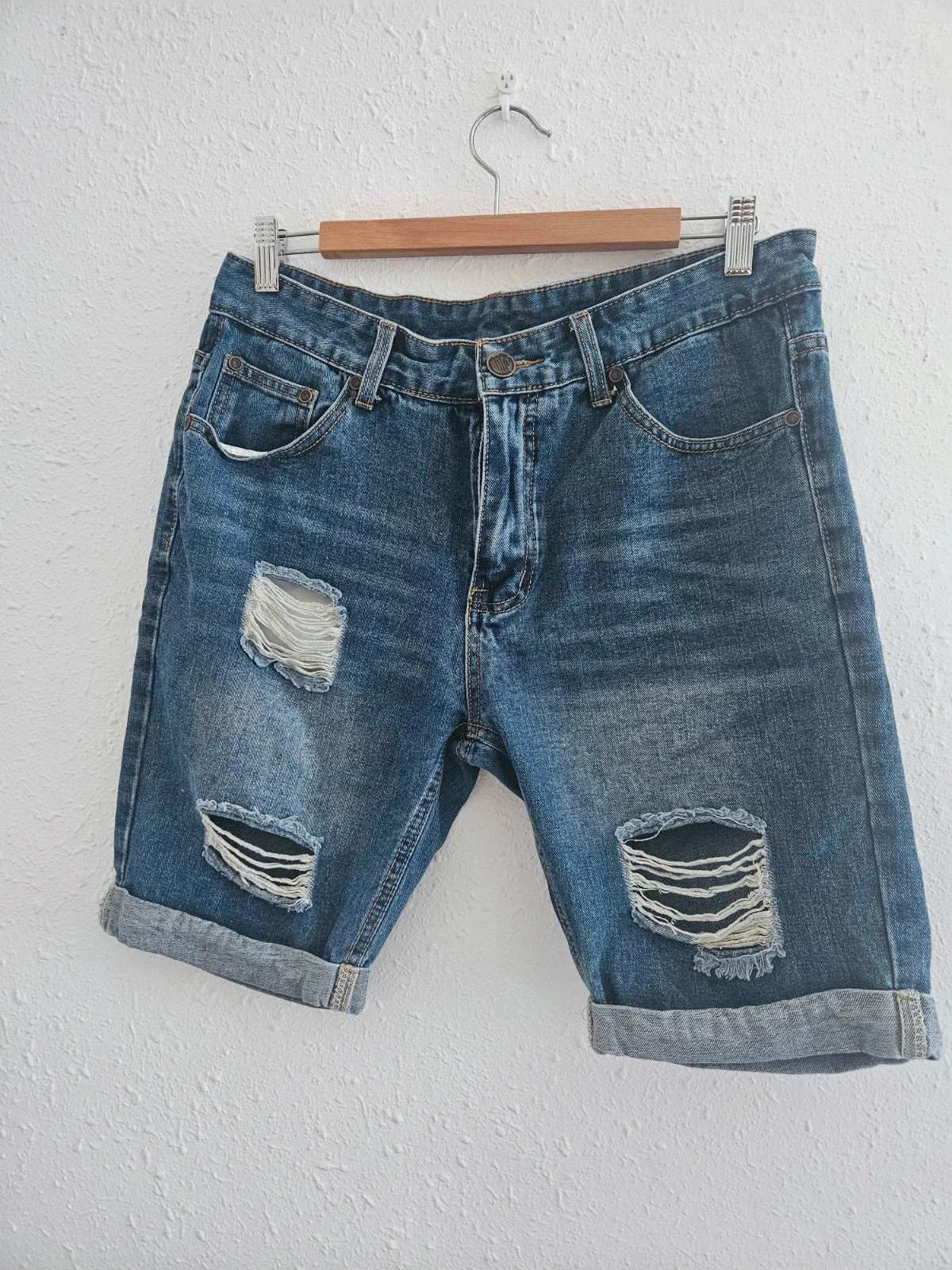 Bermudas vaqueras hombre Shein talla S azul roto estilo casual – Shein – taille S 2